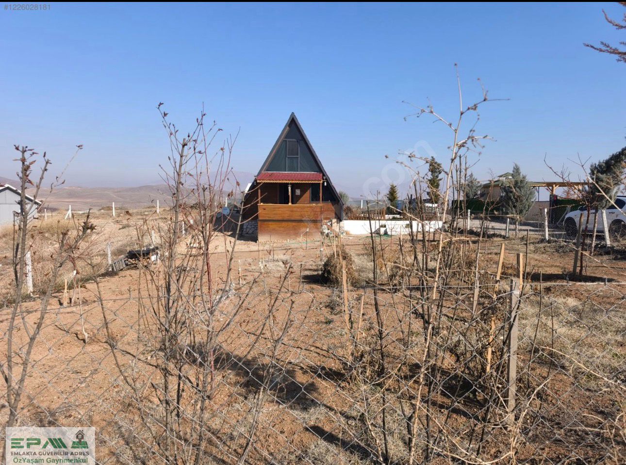 KALE YOLU ÜZERİNDE SATILIK BAHÇE 500 M2 BUNGALOV EV ÖZEL YAPİM